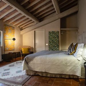 Camera classica con letto king size